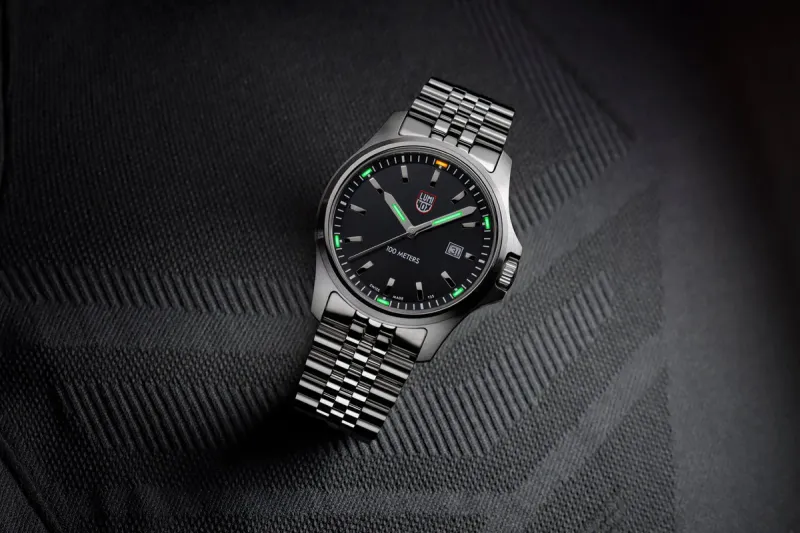 Luminox Ø42mm 100m' Nordic 2500 Stål/Sort 