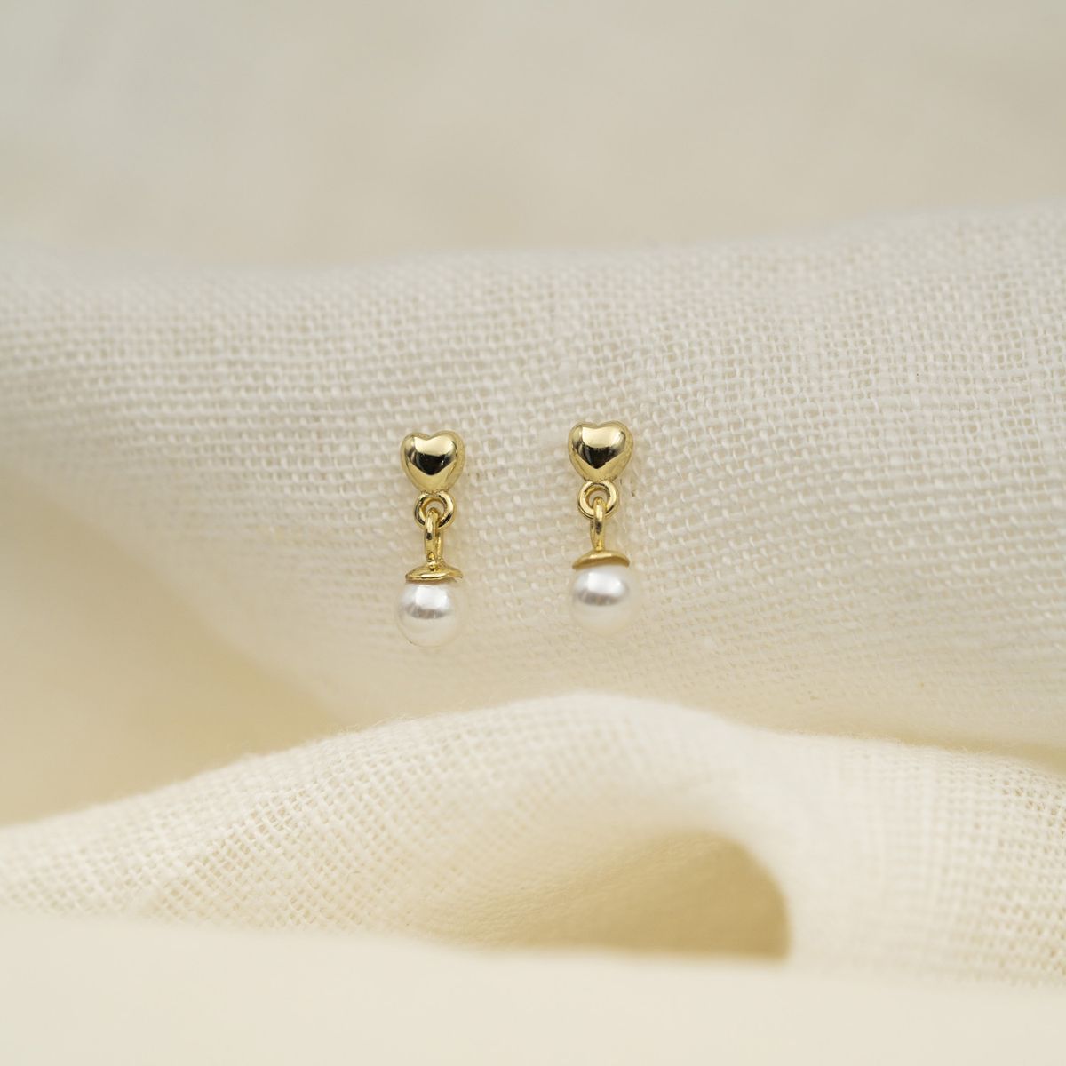 ØREDOBBER I SØLV MED PERLE