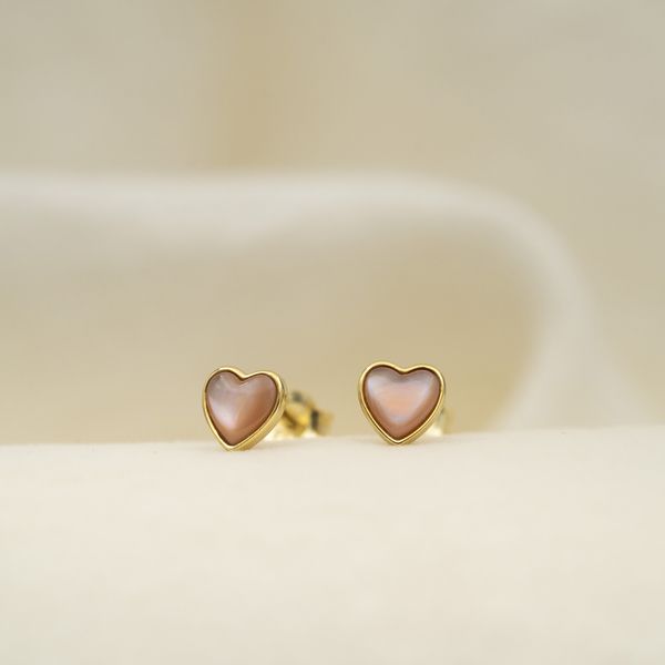 Hovedbilde Øredobber med rosa perlemor, hjerte