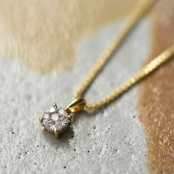 Hovedbilde Anheng i 585 gull og diamanter 0,13ct WSI - inkl. ...