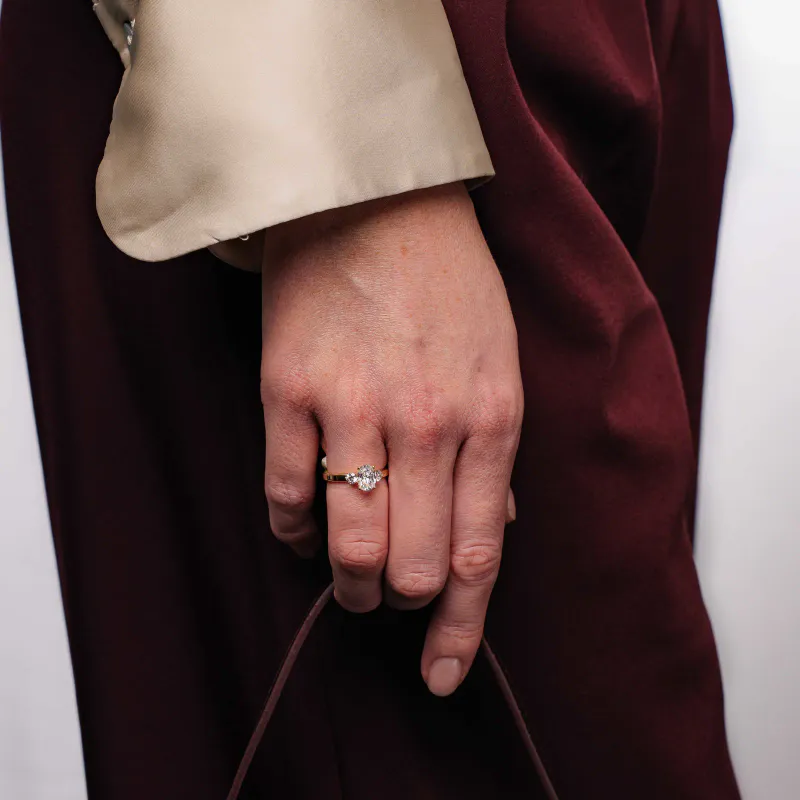 Ring DUCHESS 585 gull med LAB grown diamanter 1,55ct VS1